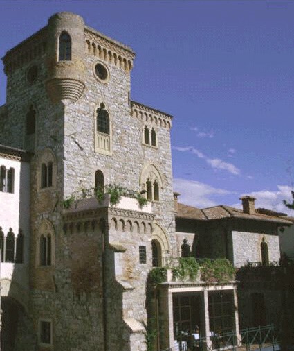 Il castello Canussio